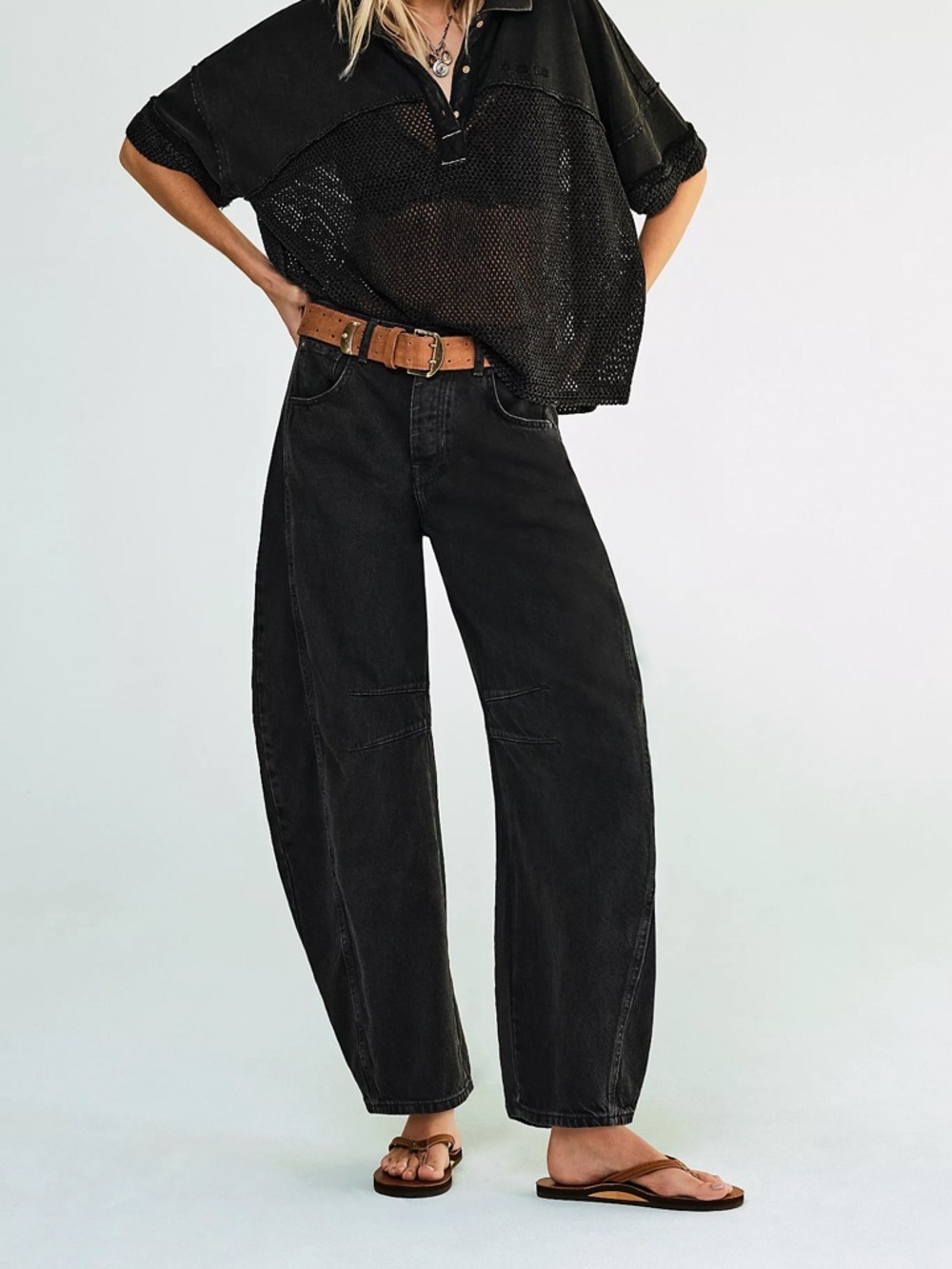 Free People- We The Free Good Luck Mid Rise Barrel Jean Sz 28 Black